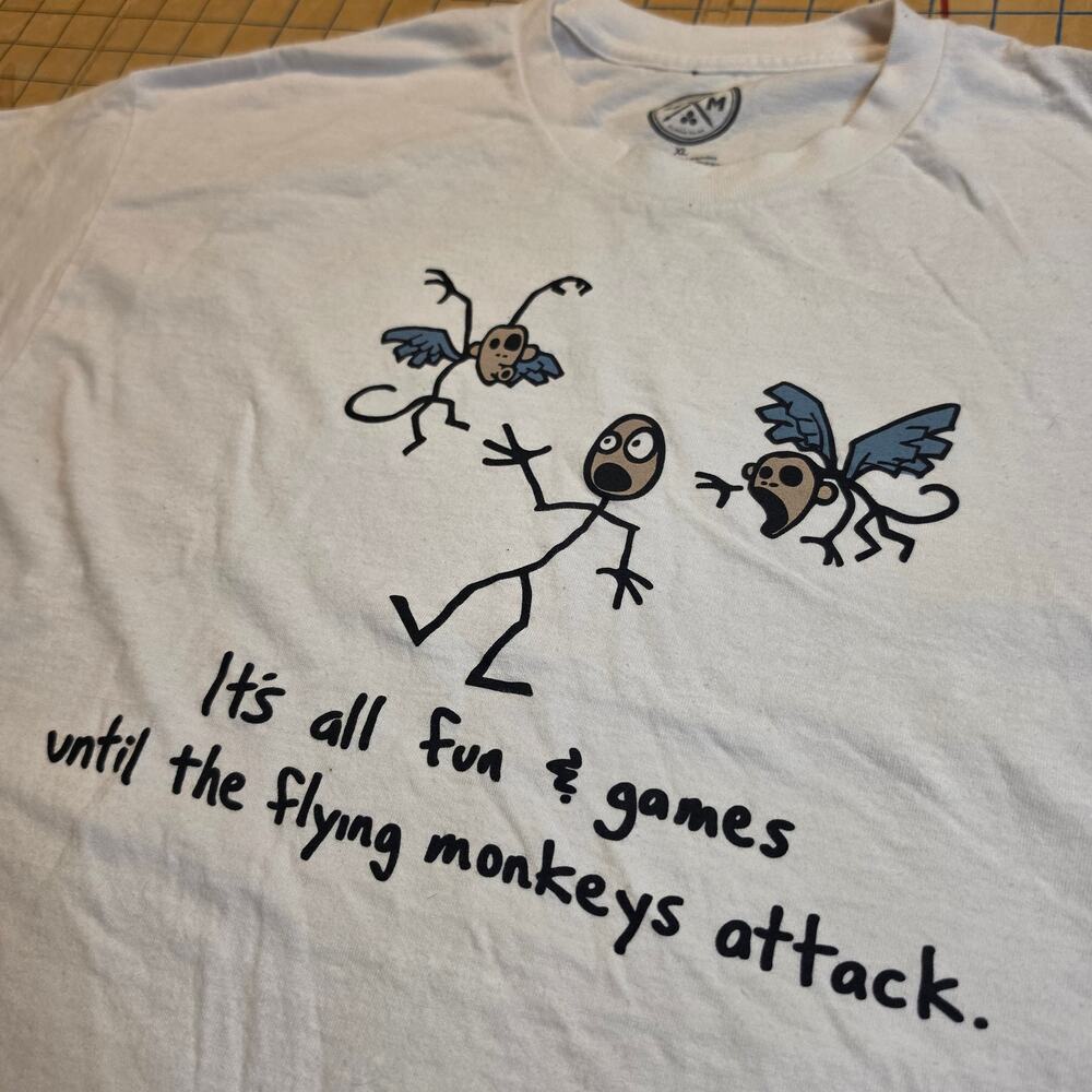 DOM Graphic T-Shirt White XL Novelty